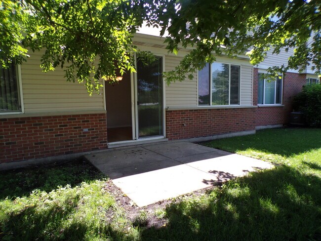 Building Photo - 1045 Carrick Ln