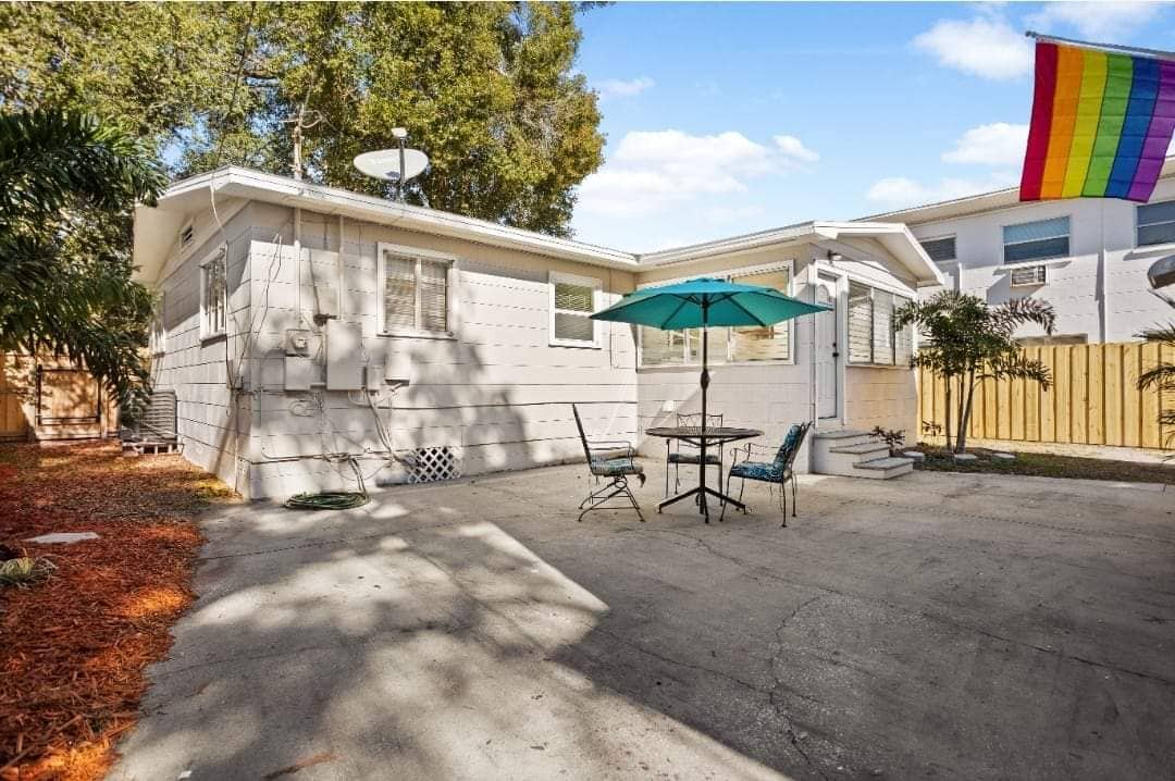 Building Photo - 3452 9th Ave N