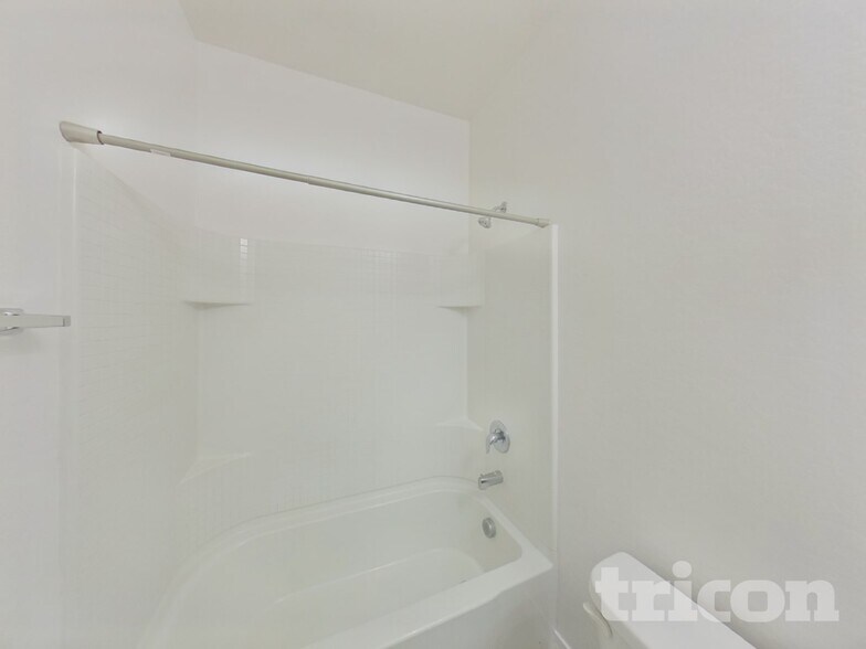 Building Photo - 37123 W Capri Ave