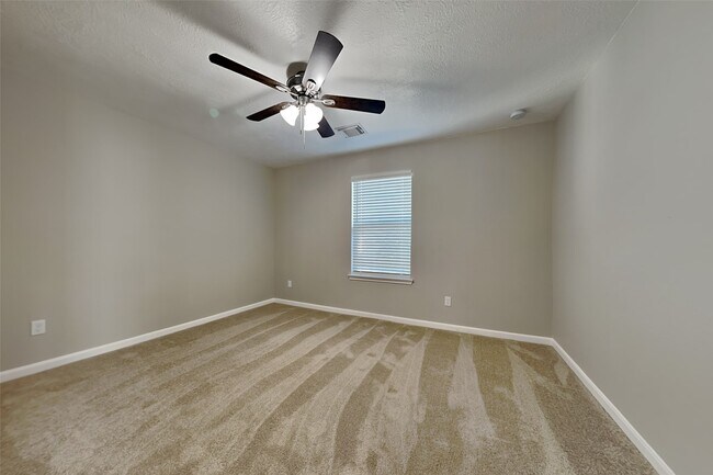 Building Photo - 15223 Keystone Bend Ln