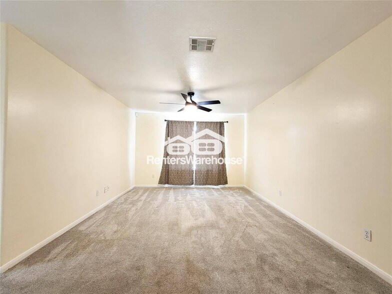 Building Photo - 7206 Bethany Bay Dr