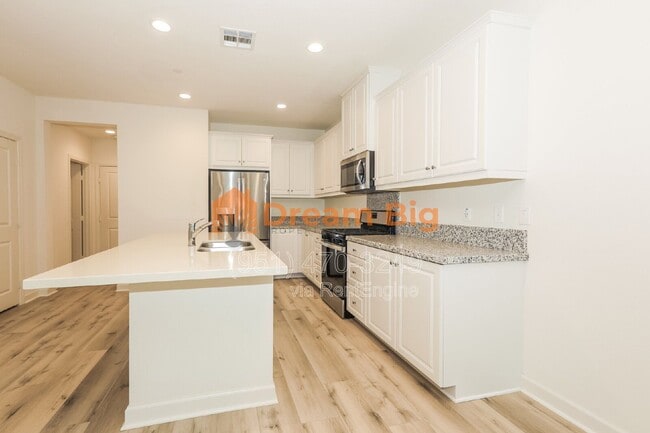 Building Photo - 3605 E Delight Paseo