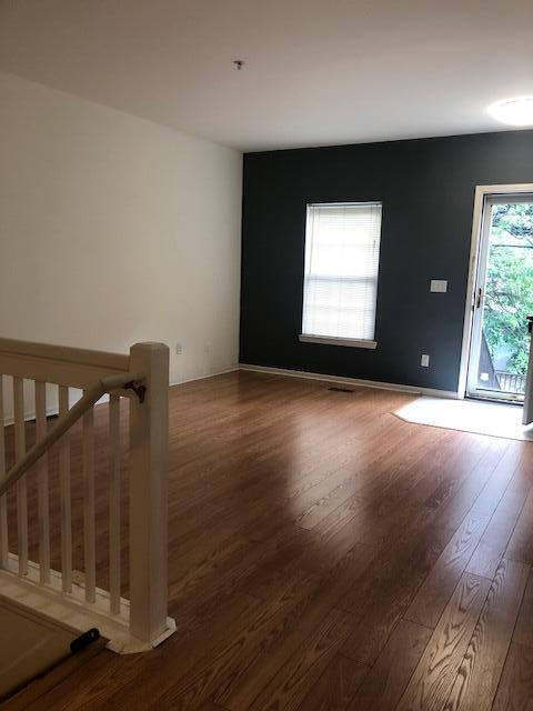 Building Photo - 1021 Maiden Ln