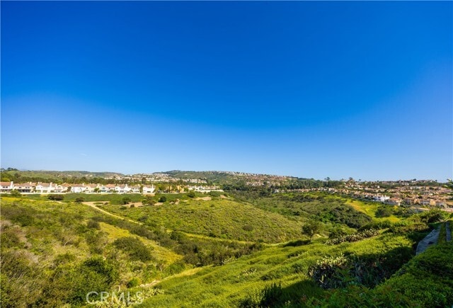 Building Photo - 4 Chandon