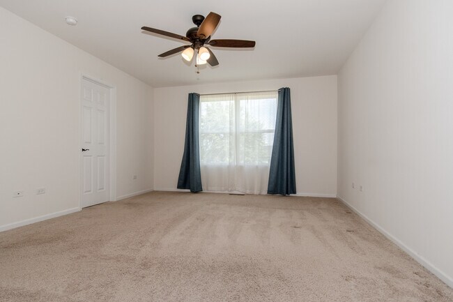 Building Photo - 26107 White Oak Trail