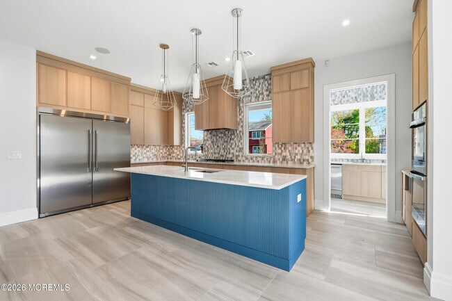 Building Photo - 84 Cooper Ave