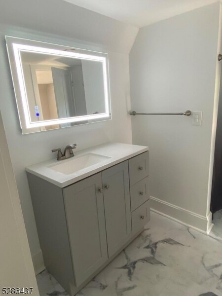 Building Photo - 14 Vail St