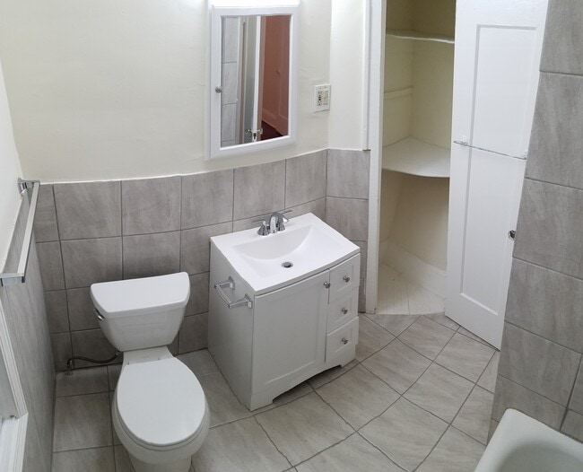 Building Photo - 3568 Blanche Ave