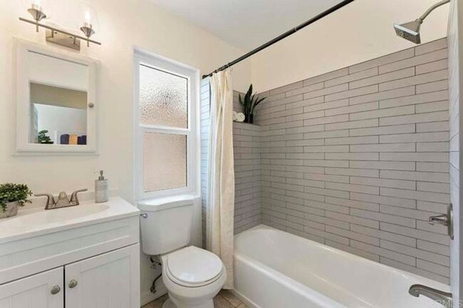 Building Photo - $3,299- Charming 2BR/1BA Home Near SDSU – ...