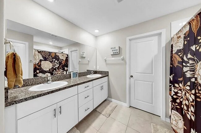 Building Photo - 12841 Wildflower Meadow Dr