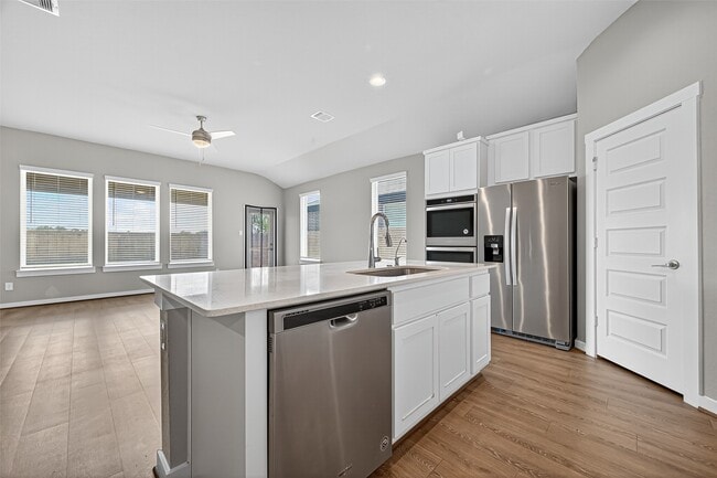 Building Photo - 28611 Hannahs Harbor Ln