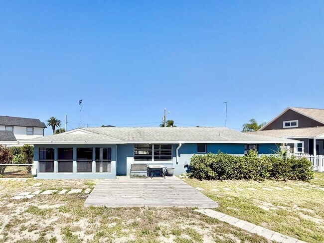 Building Photo - 8026 Brighton Dr