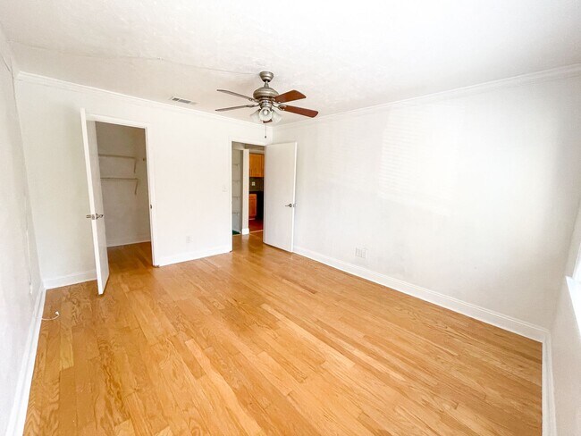 Building Photo - Tumblin Creek C-23 - Pet Friendly