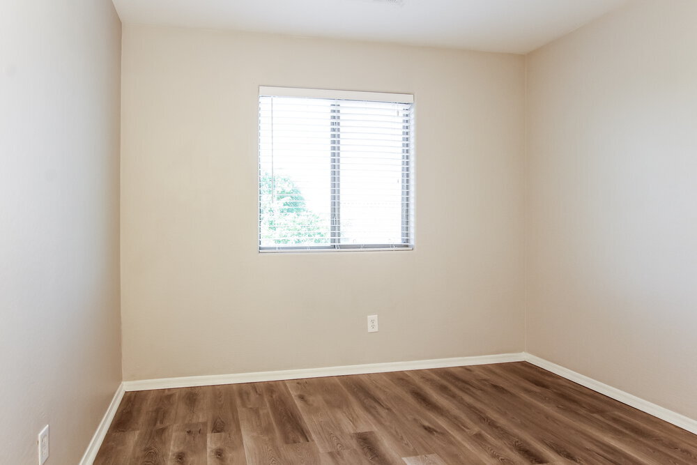 Building Photo - 3020 S 94th Ave