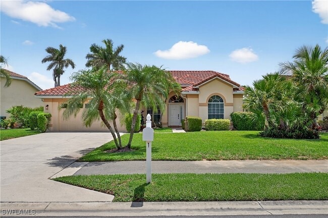 Primary Photo - 2138 E Crown Pointe Blvd