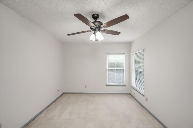 Building Photo - 3342 Bluebonnet Meadows Ln