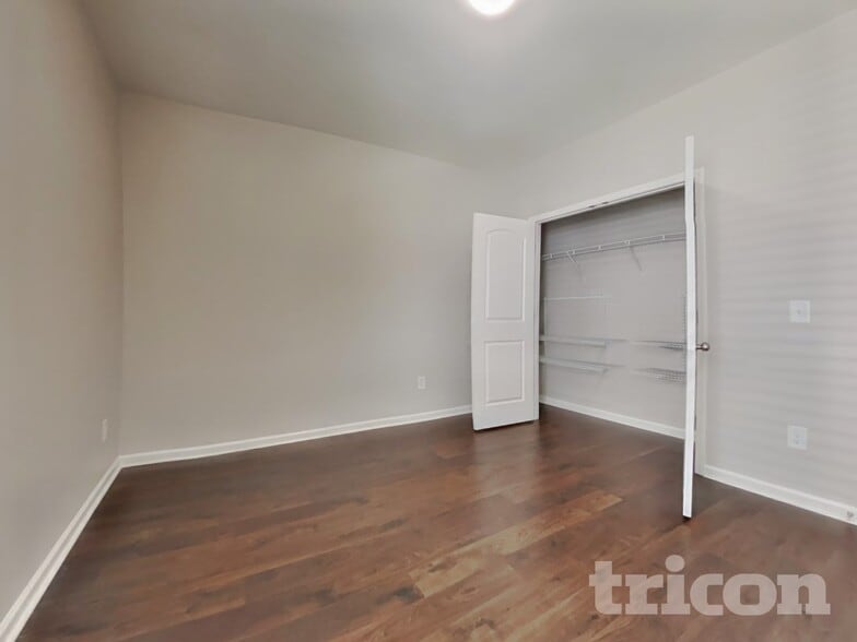Building Photo - 1064 Bitting Hall Cir