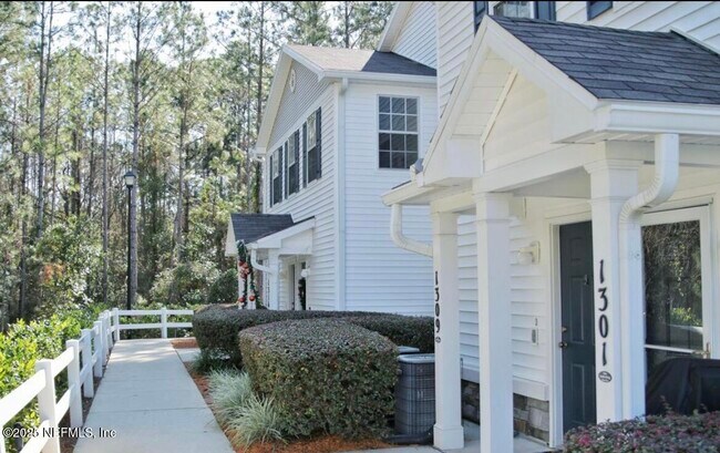 Primary Photo - 575 Oakleaf Plantation Pkwy