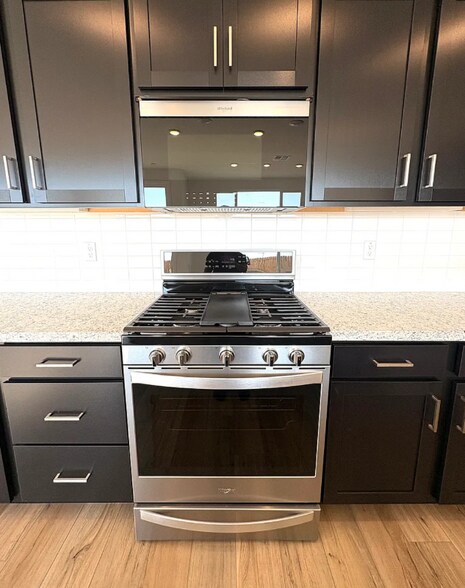Building Photo - 777 Rosazzo Ln