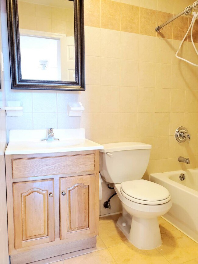 Building Photo - 74-22 Rockaway Blvd