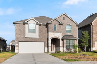 Building Photo - 29650 Kynndal Shore Dr