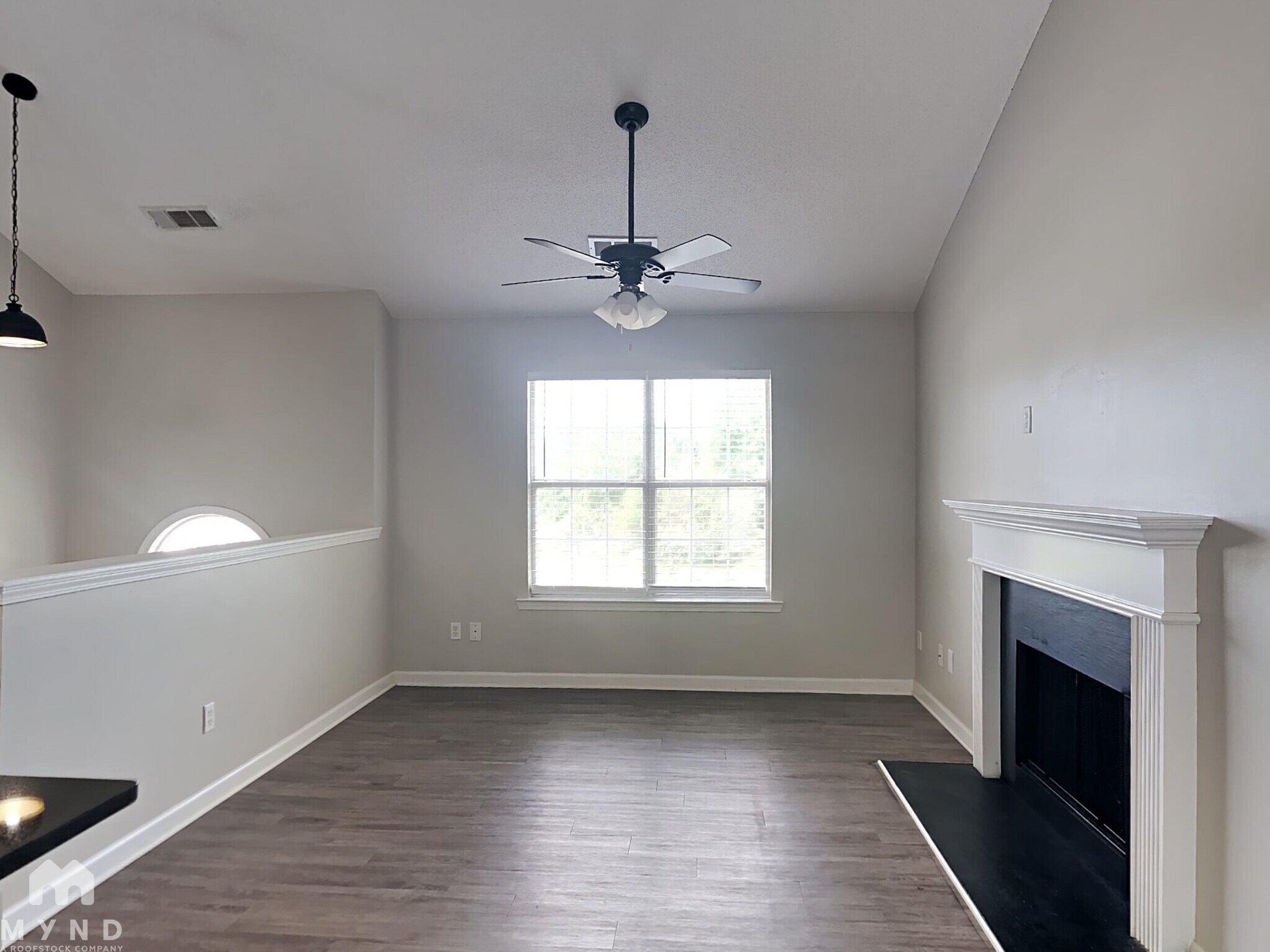 Building Photo - 4963 McKinley Dr