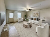 Building Photo - 201 Spindle Ct