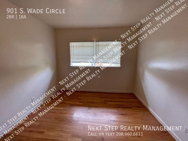 Building Photo - 901 Wade Cir