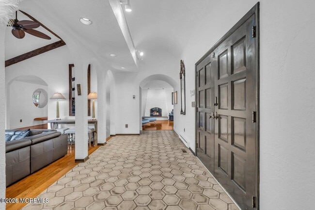 Building Photo - 36 Muncy Dr