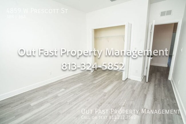 Building Photo - 4859 W Prescott St