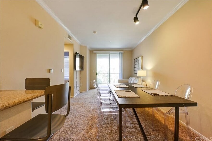 Building Photo - 2335 Watermarke Pl