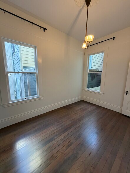 Building Photo - 3342 22nd St