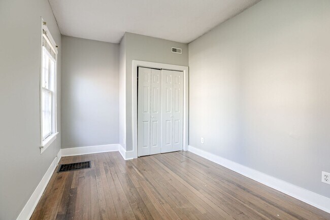 Building Photo - 105 North 52 Street