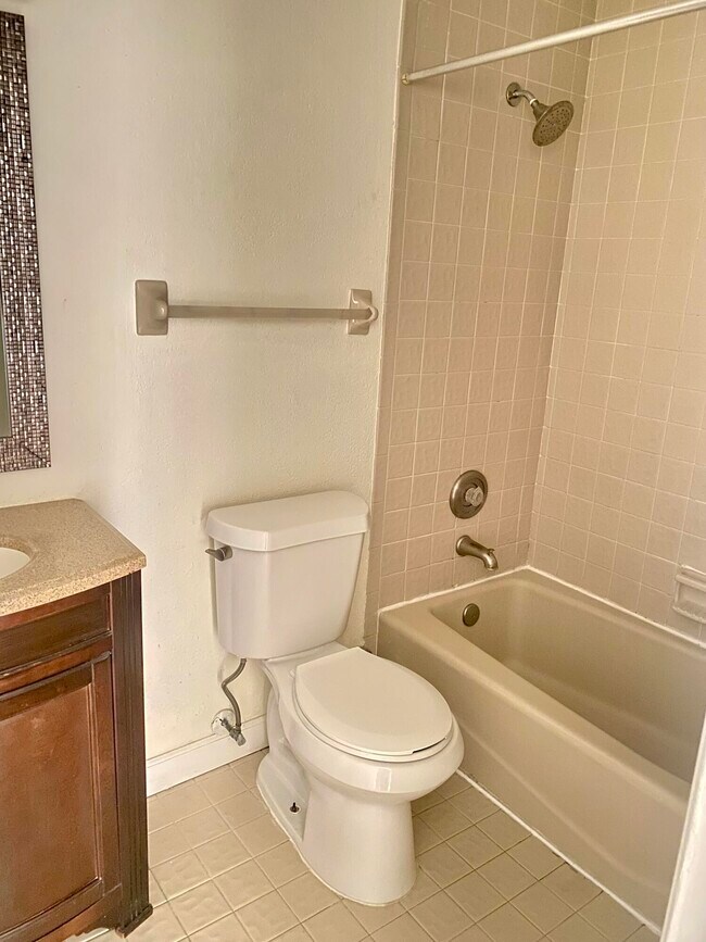 Building Photo - 6729 NW 29th Way