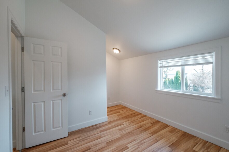 bedroom - 14607 Dominic Rd NE