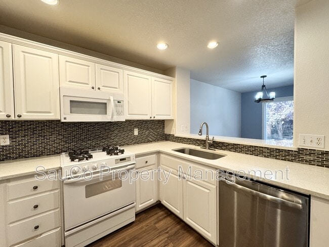 Building Photo - 14705 NW Benny Dr