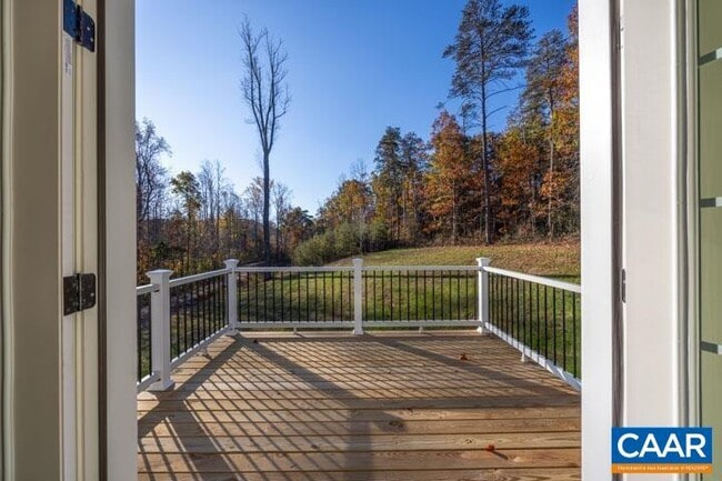 Building Photo - 302 Barrington Dr