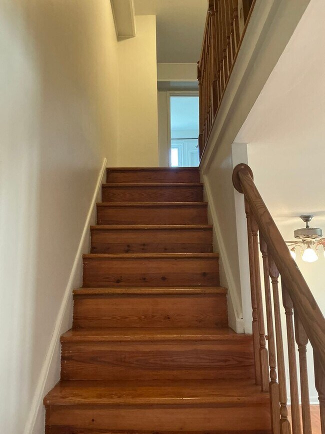 Building Photo - 604 Erford Rd