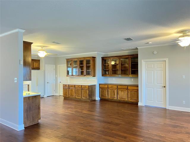 Building Photo - 3333 Farmer Rd