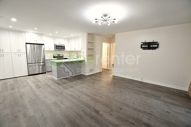 Building Photo - Mission Valley | Minutes to Interstates 15 & 8 | Close to Snapdragon Staduim