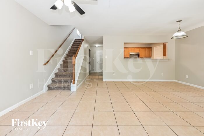 Building Photo - 2923 La Estancia Ln
