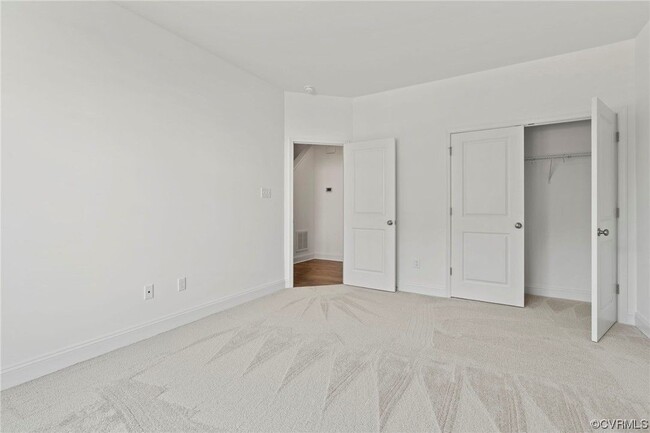 Building Photo - 15318 Oasis Sun Aly