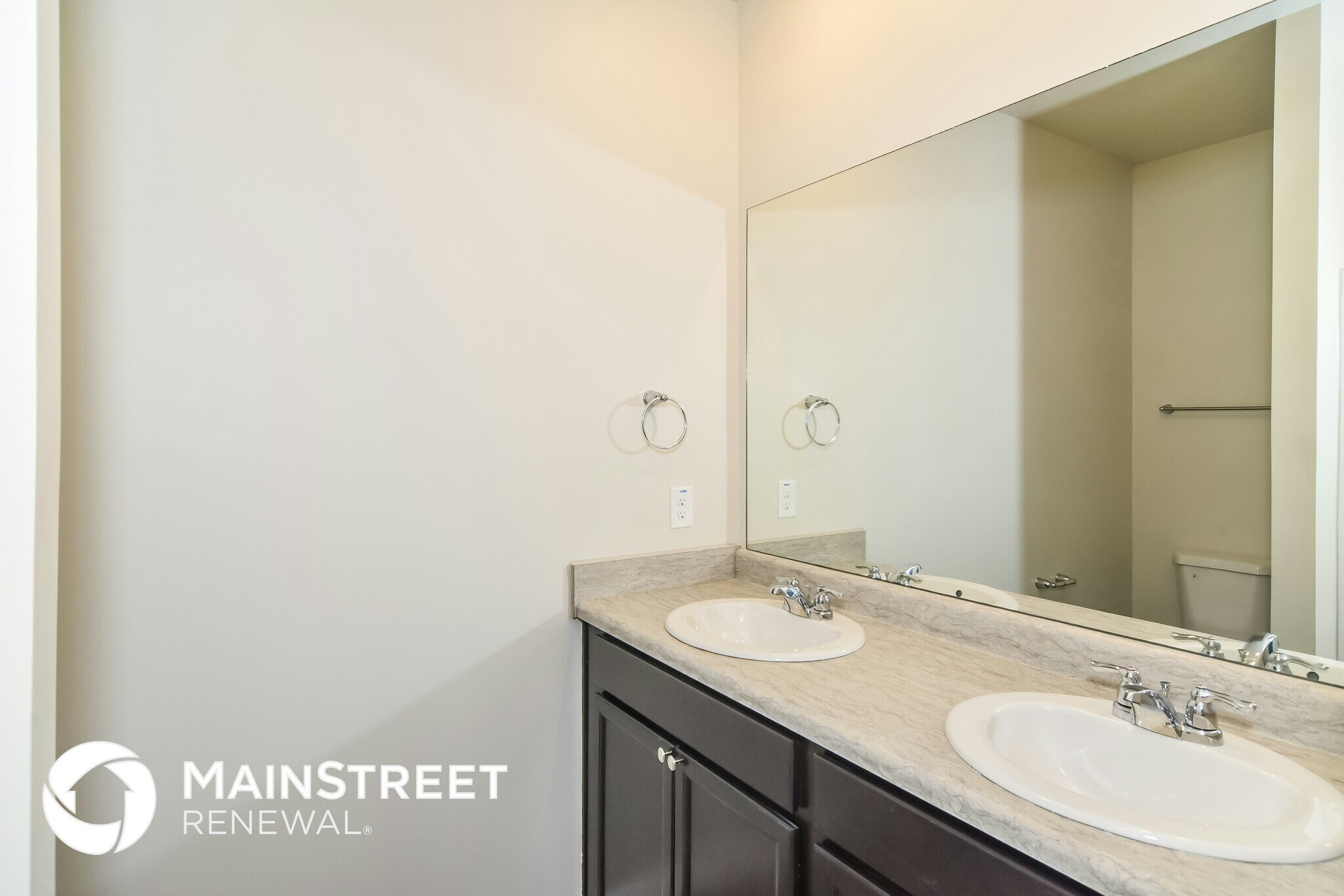 Building Photo - 1072 Pepper Stone Dr