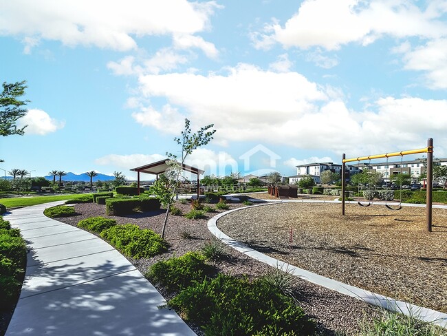 Building Photo - 1506 Garden Swing Ave