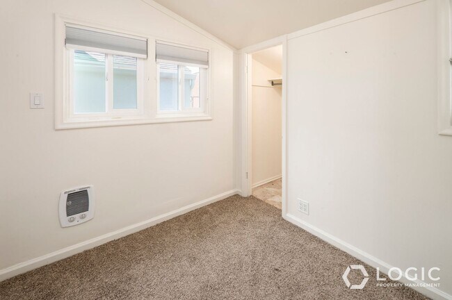 Building Photo - 1309 E 400 S