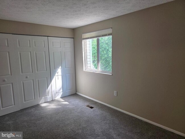 Building Photo - 19136 Partridge Wood Dr