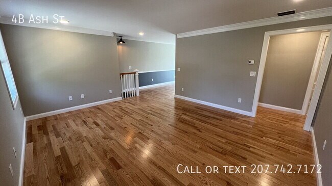 Building Photo - 4B Ash St-