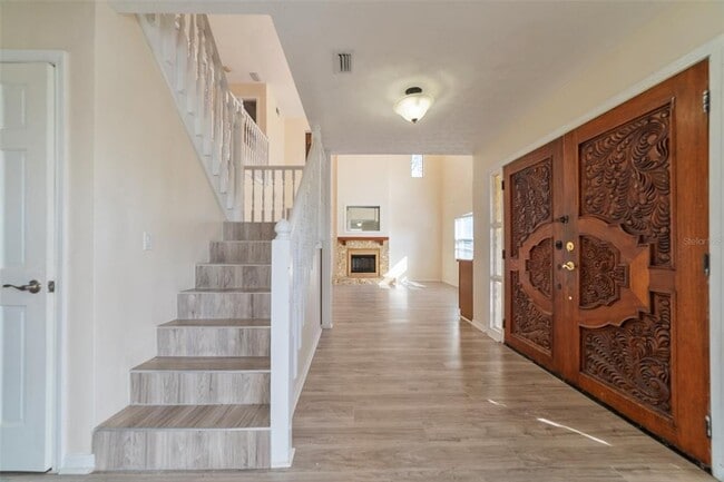 Building Photo - 5521 W Shr Dr