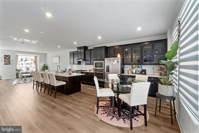 Building Photo - 7932 Tanbridge Ln