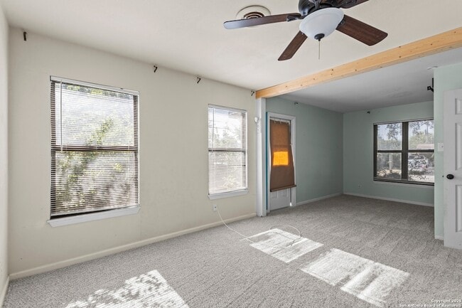 Building Photo - 107 Sabyan Dr